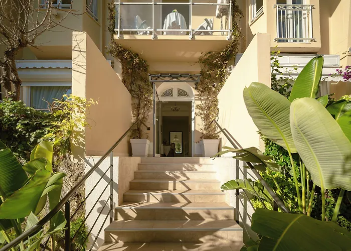 Hotel Le Roquebrune