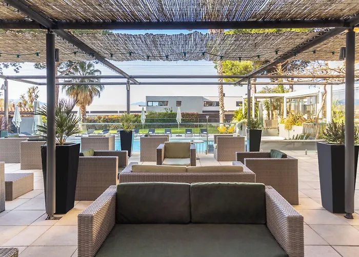 Holiday Inn Perpignan By Ihg