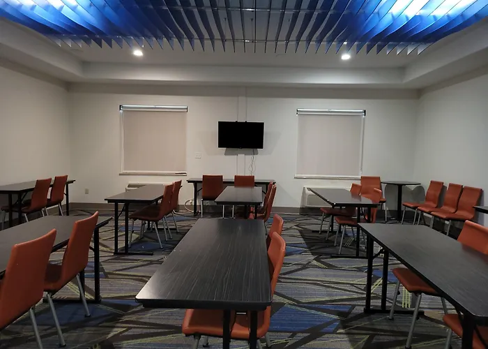 Holiday Inn Express Hotel & Suites Vidor South By Ihg