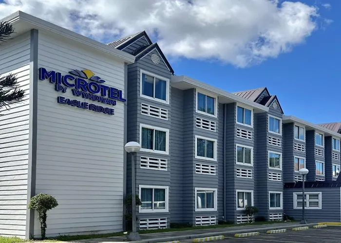 Microtel By Wyndham Eagle Ridge
