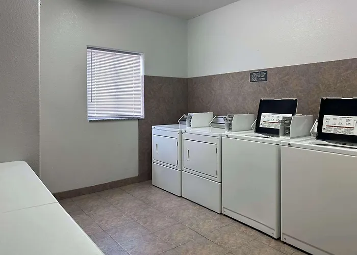 Motel 6-Mission, Tx