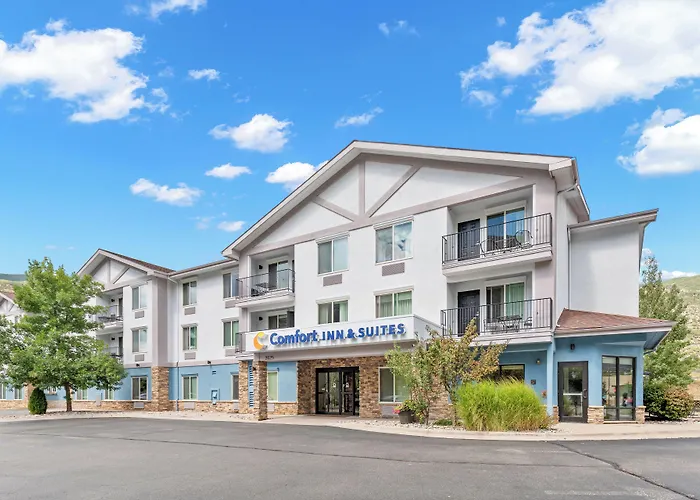 Comfort Inn & Suites Glenwood Springs On The River