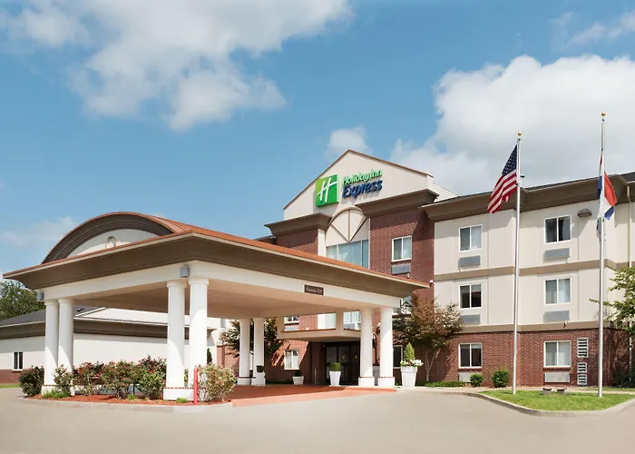 Holiday Inn Express Warrenton By Ihg