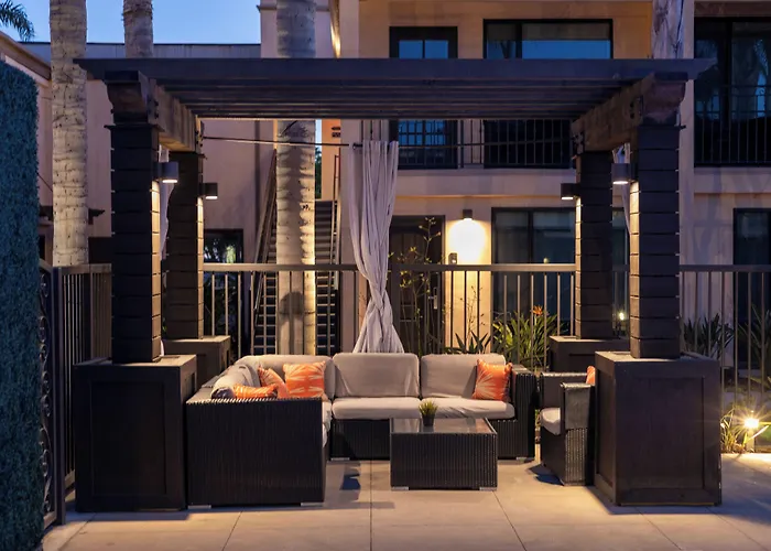 The Cove Hotel