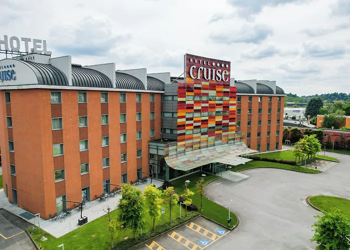 Hotel Cruise