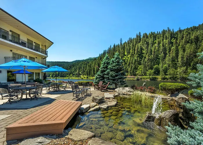 Best Western Lodge At River'S Edge