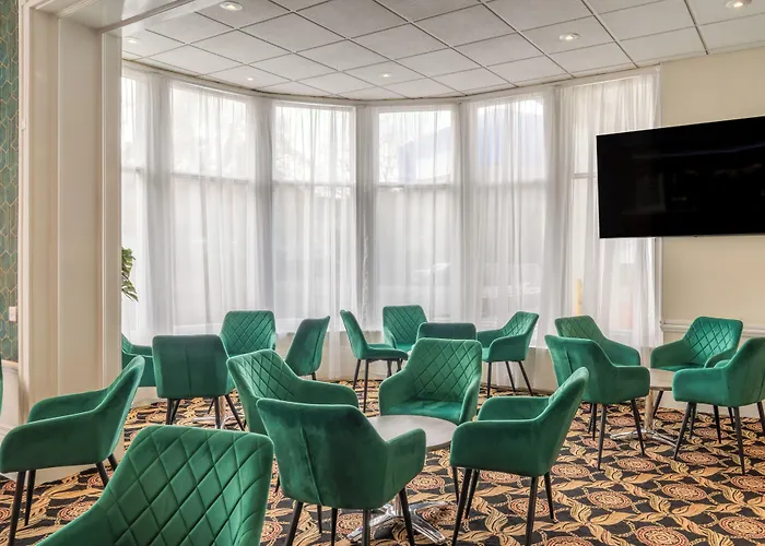 Heathlands Hotel