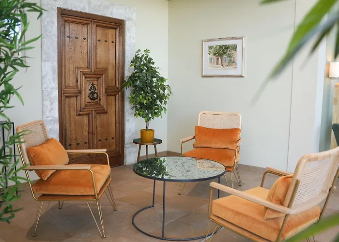 Hotel Mount Venturi - Aix-En-Provence Sainte-Victoire - Bar & Restaurant & Padel