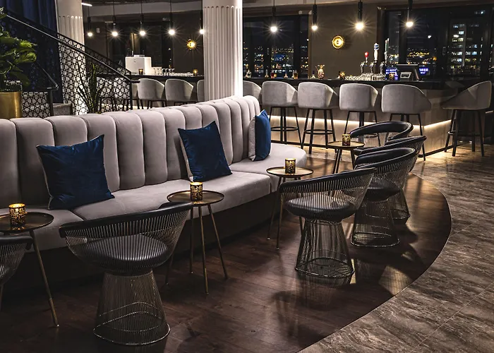 Le Capitole Hotel