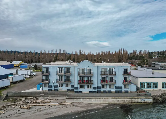 Water Front Inn