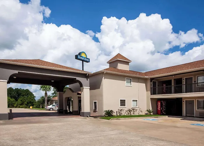 Days Inn By Wyndham Sulphur La
