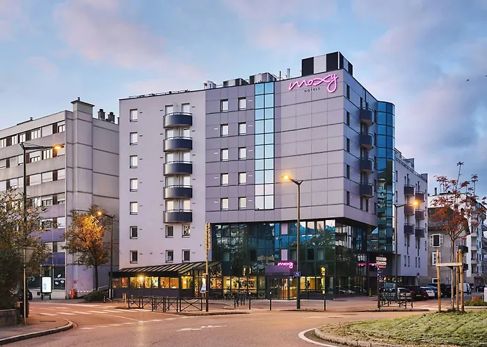 Moxy Annecy