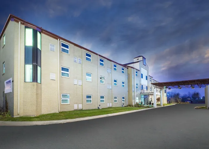 Travelodge By Wyndham Romulus Detroit Airport