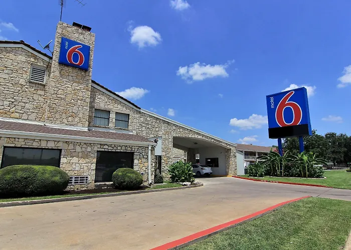 Motel 6 Austin, Tx - Central Downtown Ut