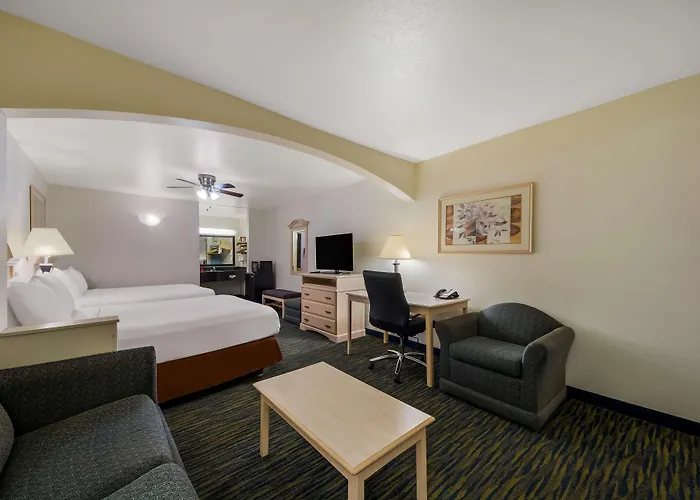Surestay Hotel By Best Western Falfurrias