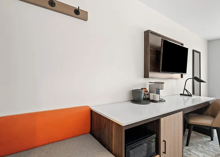 The Ellsworth Hotel, An Ascend Collection Hotel