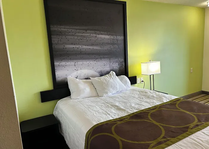 Super 8 By Wyndham Nebraska City
