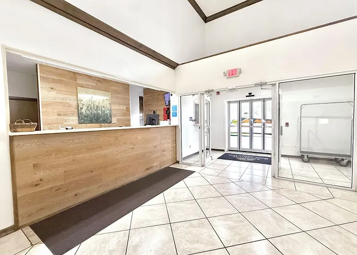 Americas Best Value Inn Wiggins