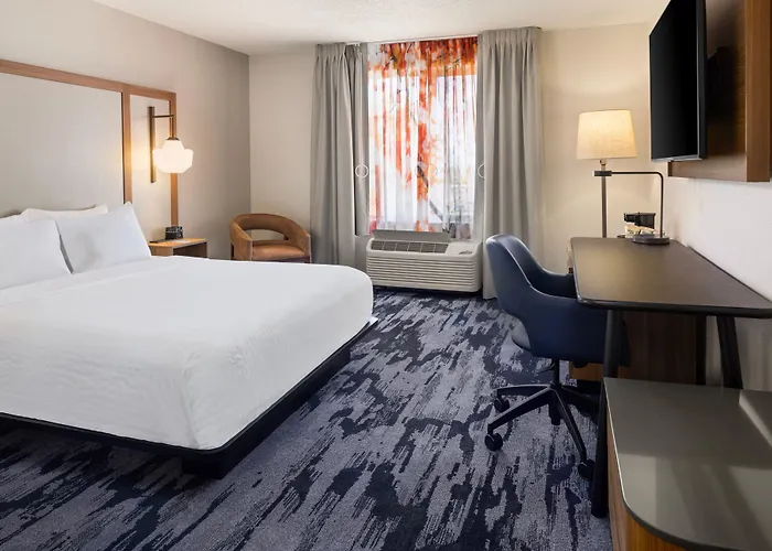 Fairfield Inn & Suites By Marriott Columbus East