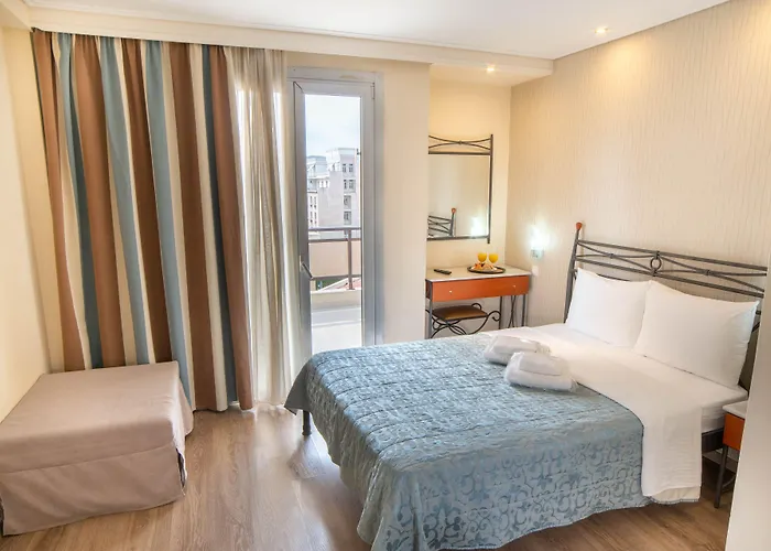 Argo Hotel Piraeus