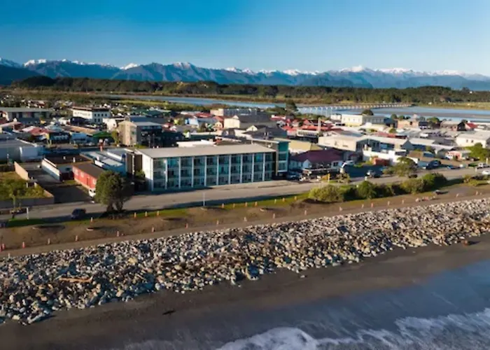 Beachfront Hotel Hokitika