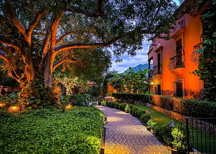 Hacienda De Los Santos