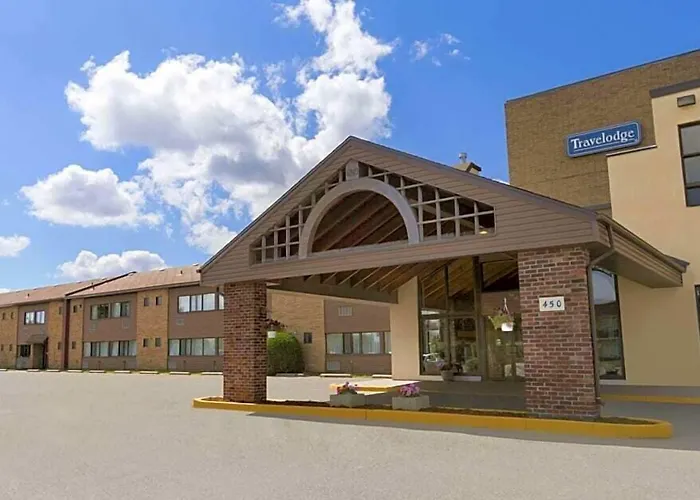 Travelodge By Wyndham Thunder Bay On