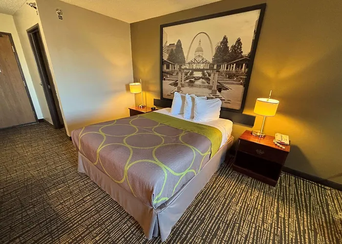 Super 8 By Wyndham Jerseyville