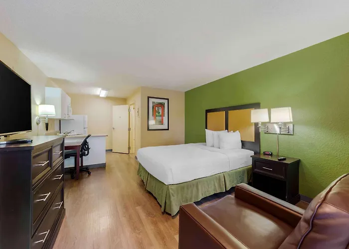 Extended Stay America Suites - Fort Lauderdale - Cypress Creek - Andrews Ave