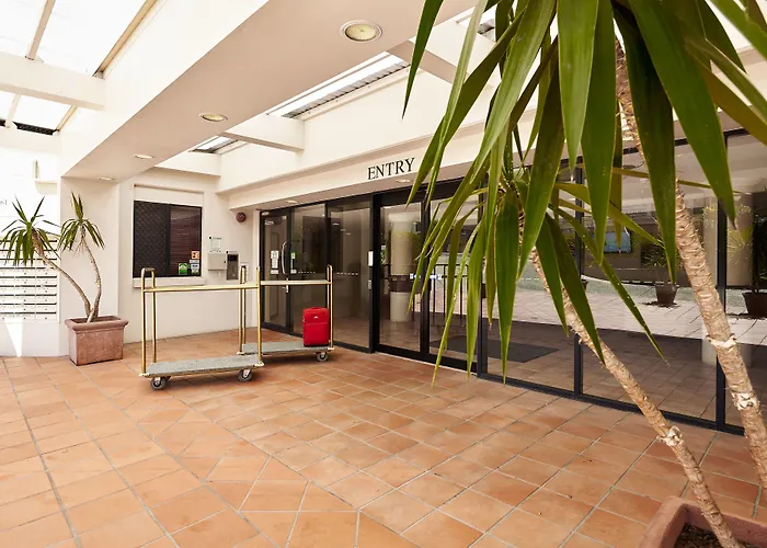 West End Central Apartments