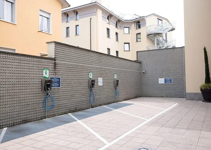 Hotel Ovest