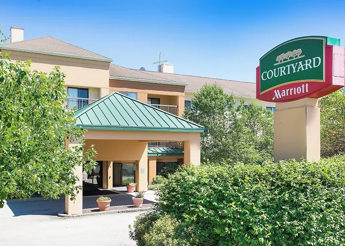 Courtyard By Marriott Boston Westborough