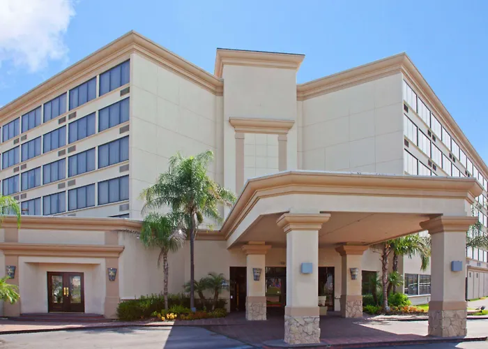 Wyndham Houston Hobby Airport