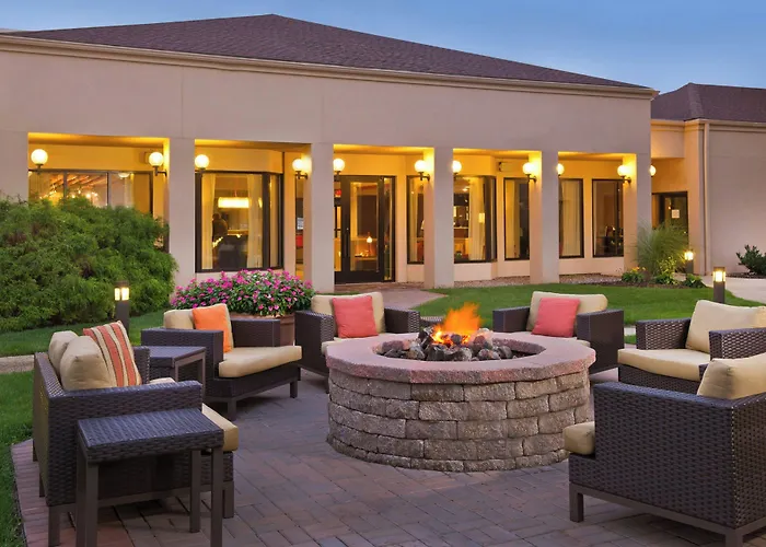 Courtyard By Marriott Mt. Laurel