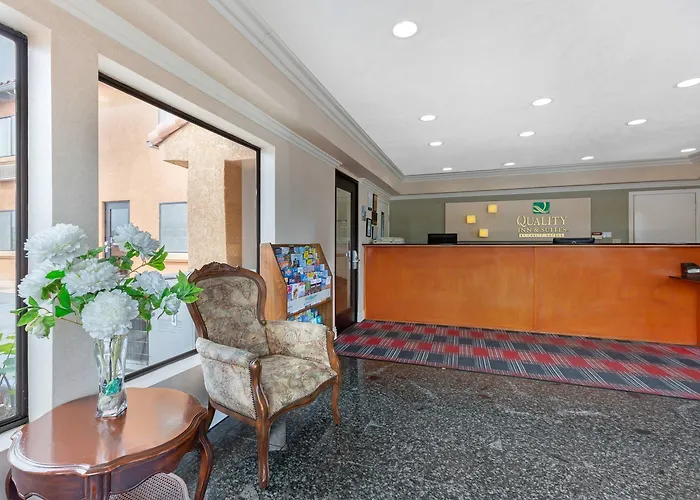 Quality Inn & Suites Oceanside Near Camp Pendleton