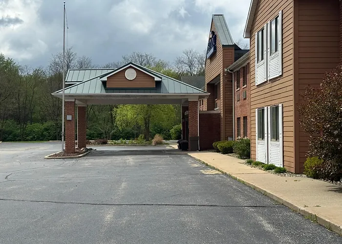 Baymont By Wyndham Mishawaka South Bend Area