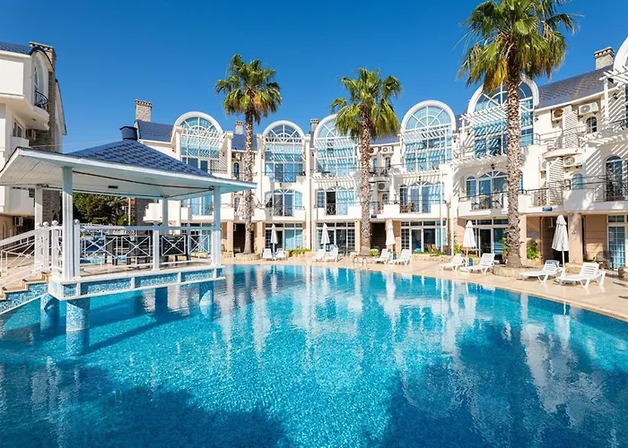 Seahorse Deluxe Hotel