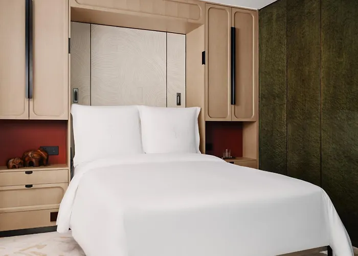 Four Seasons Hotel Guangzhou