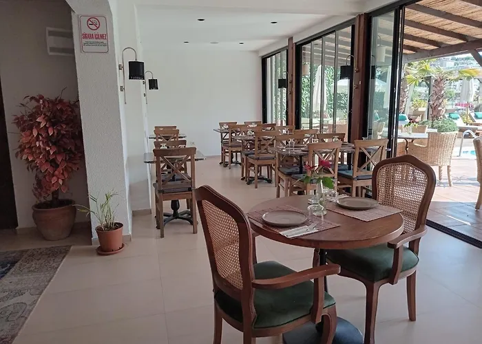 Phellos Suites Boutique Hotel