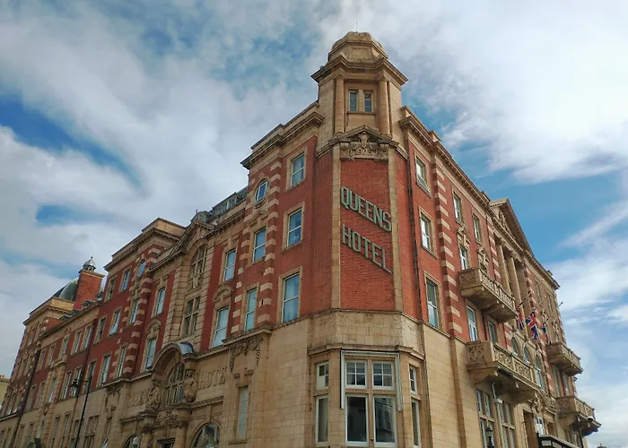 The Queens Hotel