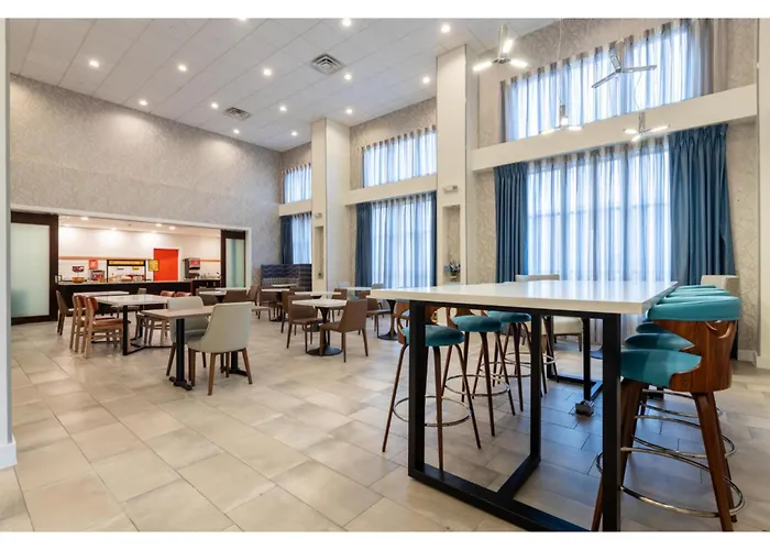 Hampton Inn & Suites Boston/Stoughton, Ma