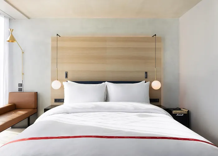 Ruby Emma Hotel Amsterdam By Ihg