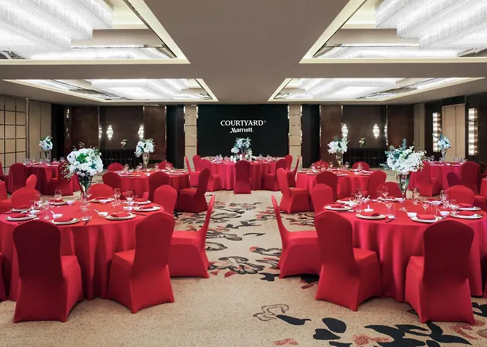 Courtyard By Marriott Shanghai Changfeng Park