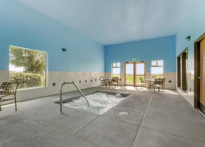 Best Western Plus Grapevine Inn