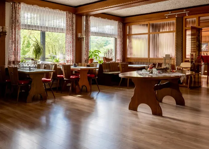 Landhotel Tanneneck - ideal für Gruppen, Familien und Hunde