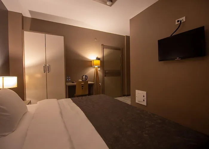 Staron Otel