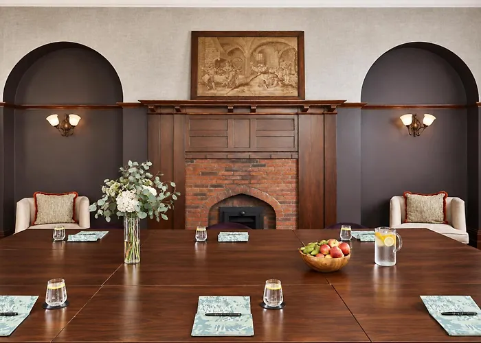 Elmbank York, Tapestry Collection By Hilton