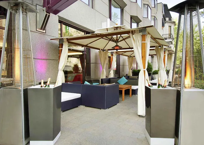 Novotel Montreal Center