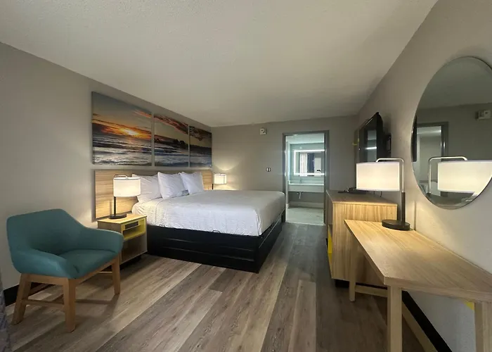 Days Inn By Wyndham Fort Myers