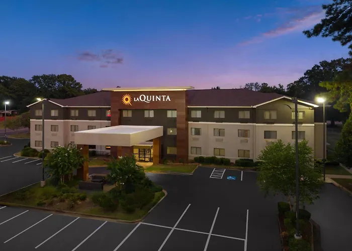 La Quinta Inn & Suites By Wyndham Jackson Airport - Pearl